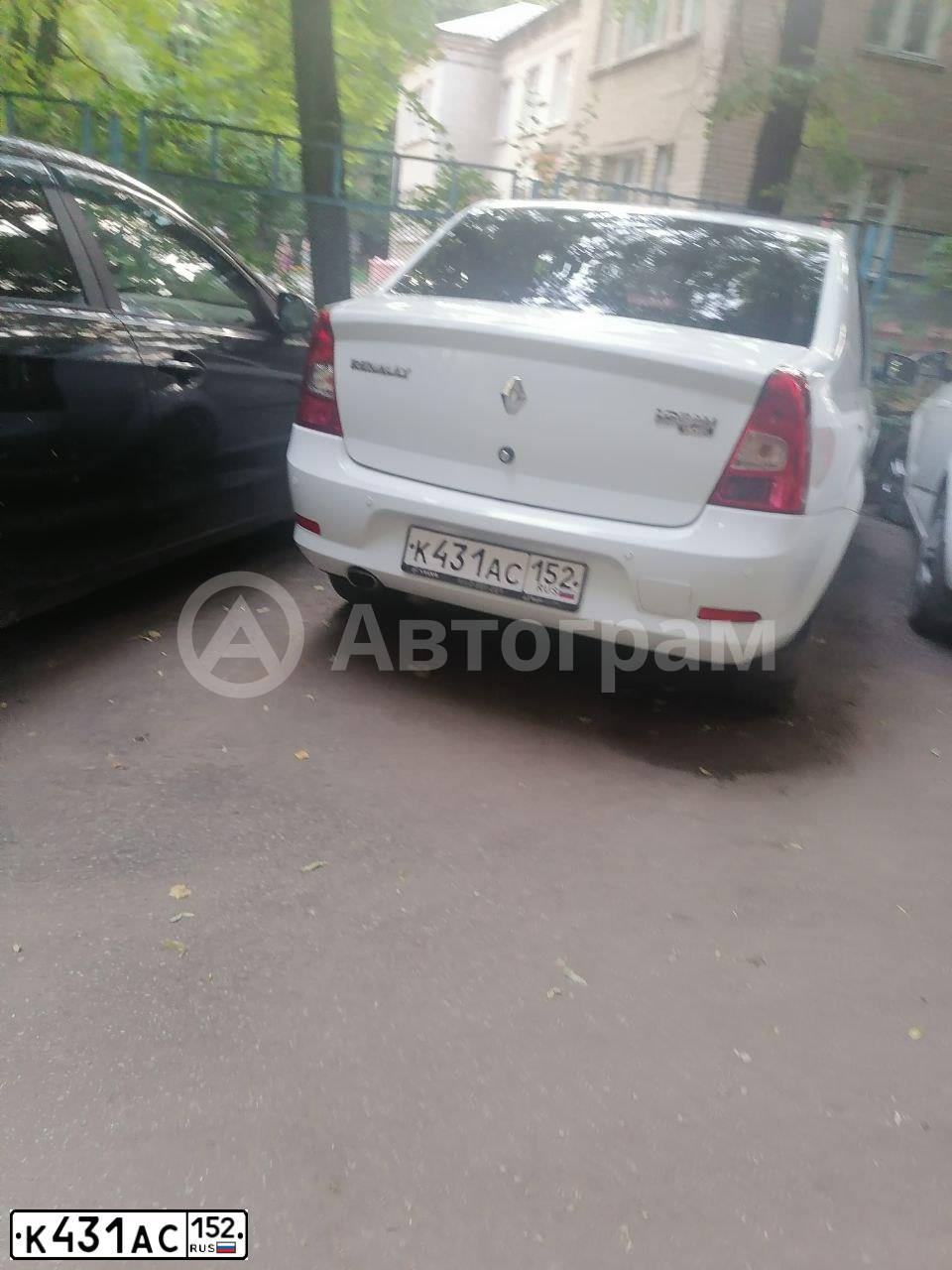 Фото автомобиля RENAULT DUSTER, 2019 — госномер О658ОР799. Цвет: БЕЛЫЙ