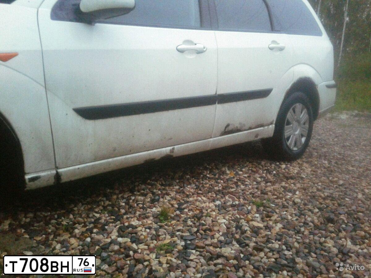 Фото автомобиля FORD FOCUS, 2004 — госномер Т708ВН76. Цвет: Белый