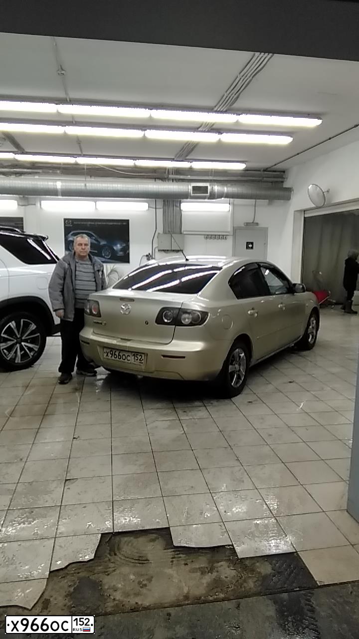 Фото автомобиля МАЗДА 3, 2008 — госномер У064ВЕ152. Цвет: СЕРО-ЗОЛОТИСТЫЙ