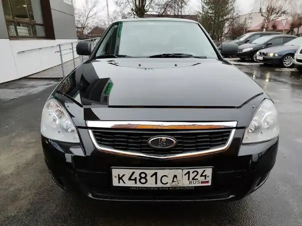 Фото автомобиля LADA PRIORA, 2017 — госномер Р249АЕ184. Цвет: ЧЕРНЫЙ