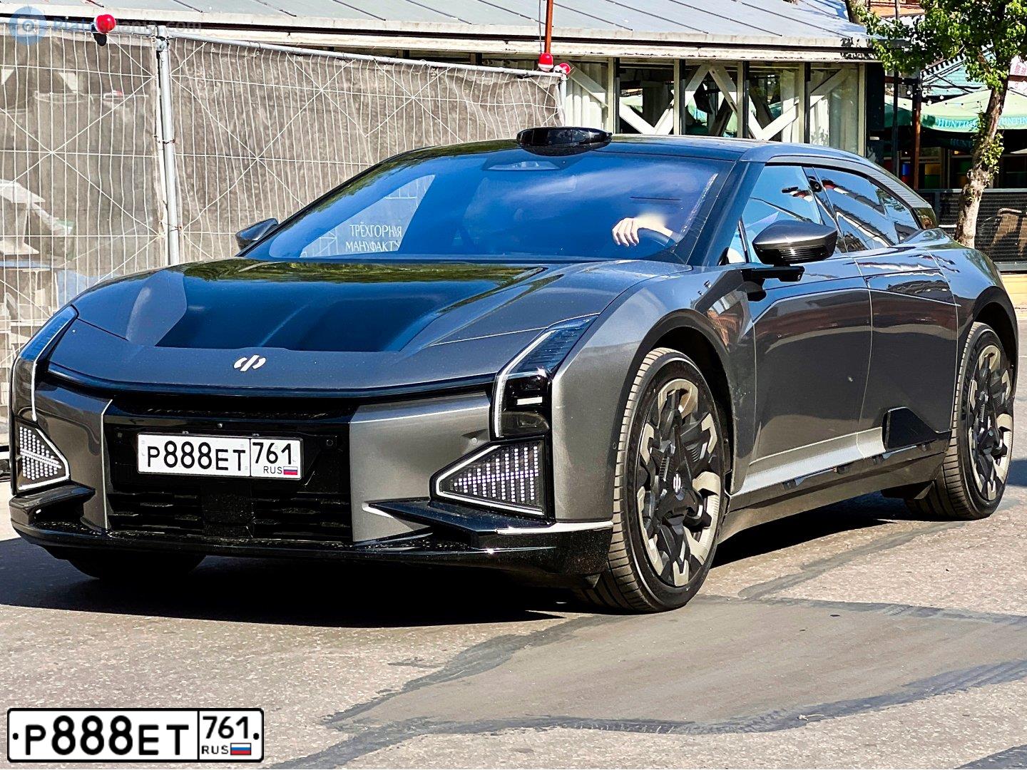 Фото автомобиля HIPHI БЕЗ МОДЕЛИ Z, 2023 — госномер Р888ЕТ761. Цвет: СЕРЫЙ