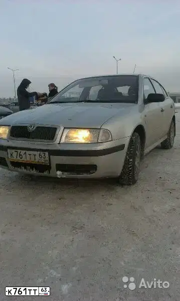 Фото автомобиля SKODA OCTAVIA, 2004 — госномер К761ТТ63. Цвет: серебристый