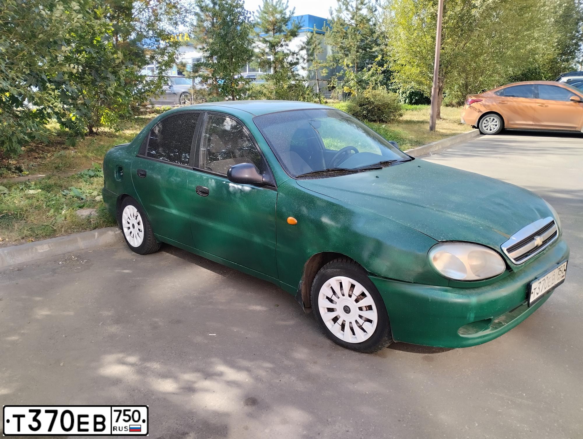 Фото автомобиля ZAZ LANOS, 2006 — госномер Т370ЕВ750. Цвет: ЗЕЛЕНЫЙ