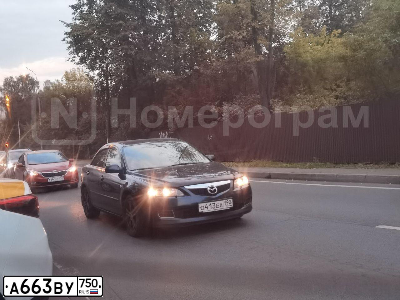 Фото автомобиля RENAULT LOGAN, 2007 — госномер Е773ОН750. Цвет: СИНИЙ МЕТАЛЛИК