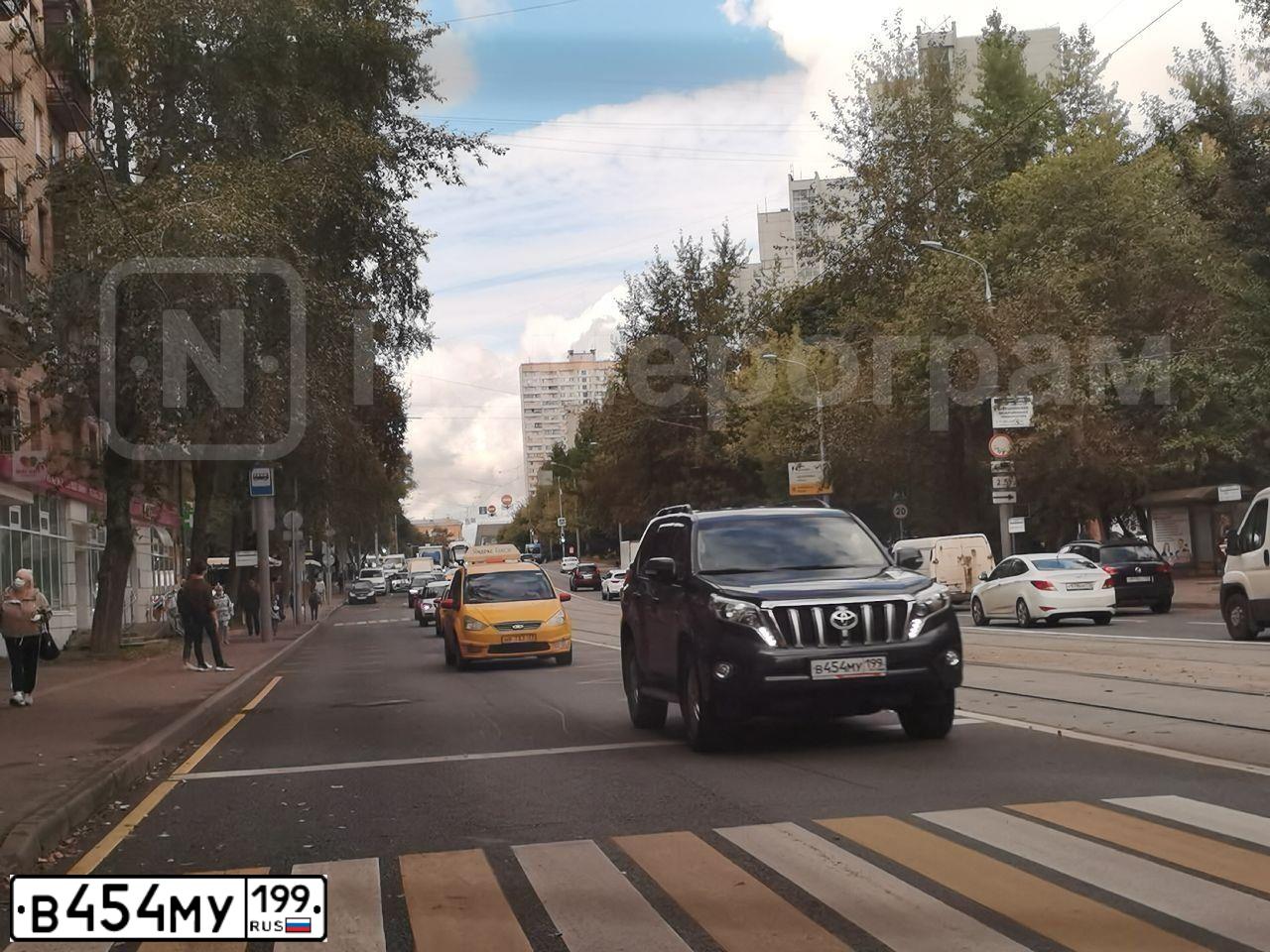 Фото автомобиля NISSAN PATROL, 2008 — госномер Х603АЕ799. Цвет: ЧЕРНЫЙ