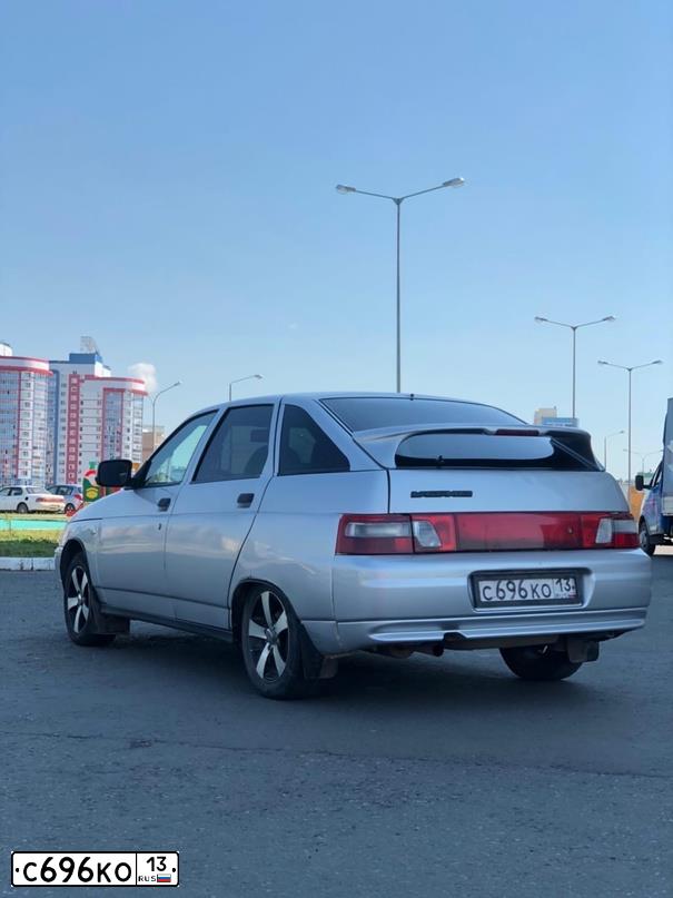 Фото автомобиля LADA 2112 LADA, 2007 — госномер С696КО13. Цвет: СВЕТЛО-СЕРЕБР.МЕТАЛЛИК