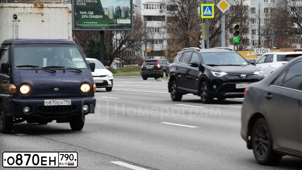 Фото автомобиля TAGAZ PORTER, 2007 — госномер Р010АВ777. Цвет: синий