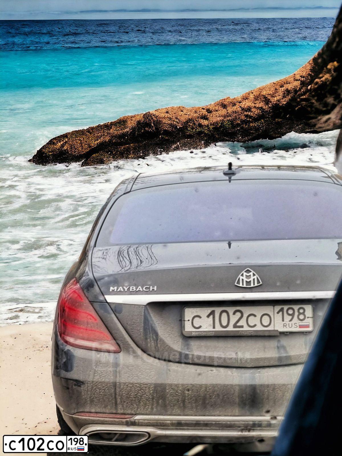 Фото автомобиля MERCEDES S-KLASSE, 2014 — госномер С102СО198. Цвет: ЧЕРНО-СИНИЙ