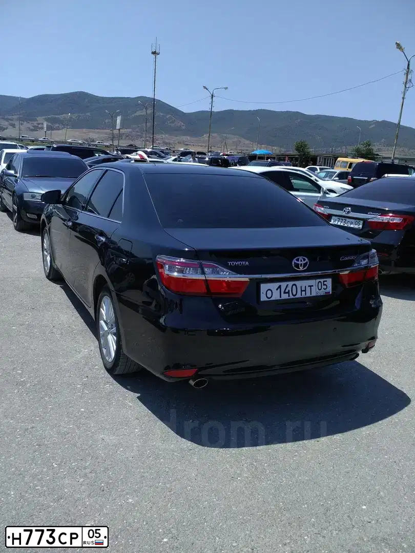 Фото автомобиля TOYOTA CAMRY, 2014 — госномер С322РТ05. Цвет: ЧЕРНЫЙ МЕТАЛЛИК