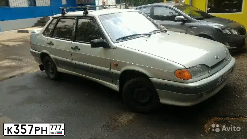 Фото автомобиля LADA 2115 SAMARA, 2002 — госномер В714УЕ99. Цвет: ЖЕЛТО-ЗЕЛЕНЫЙ СЕРЕБР