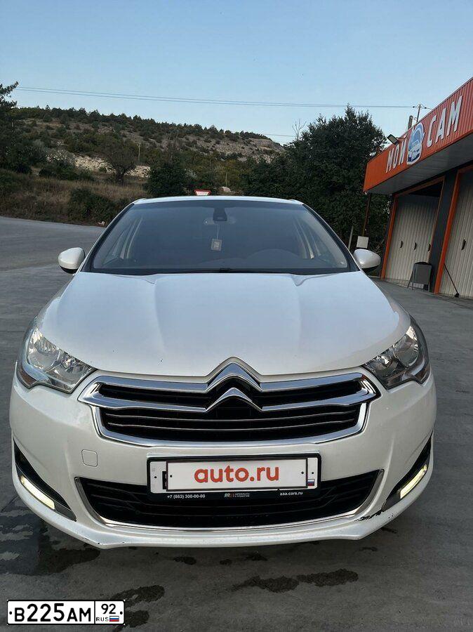 Фото автомобиля CITROEN C4, 2014 — госномер Х004МН36. Цвет: Белый
