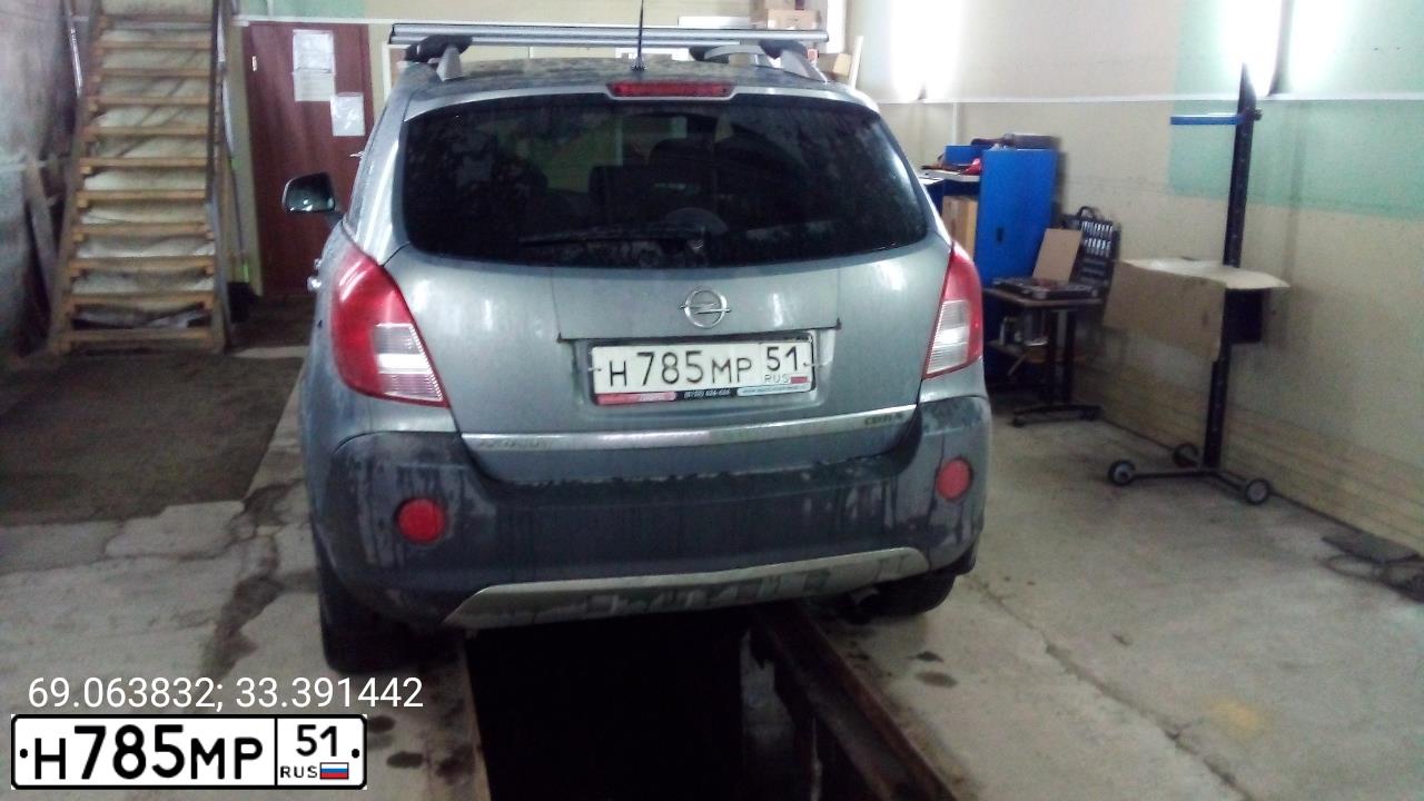 Фото автомобиля OPEL ANTARA, 2014 — госномер Н785МР51. Цвет: СЕРЫЙ