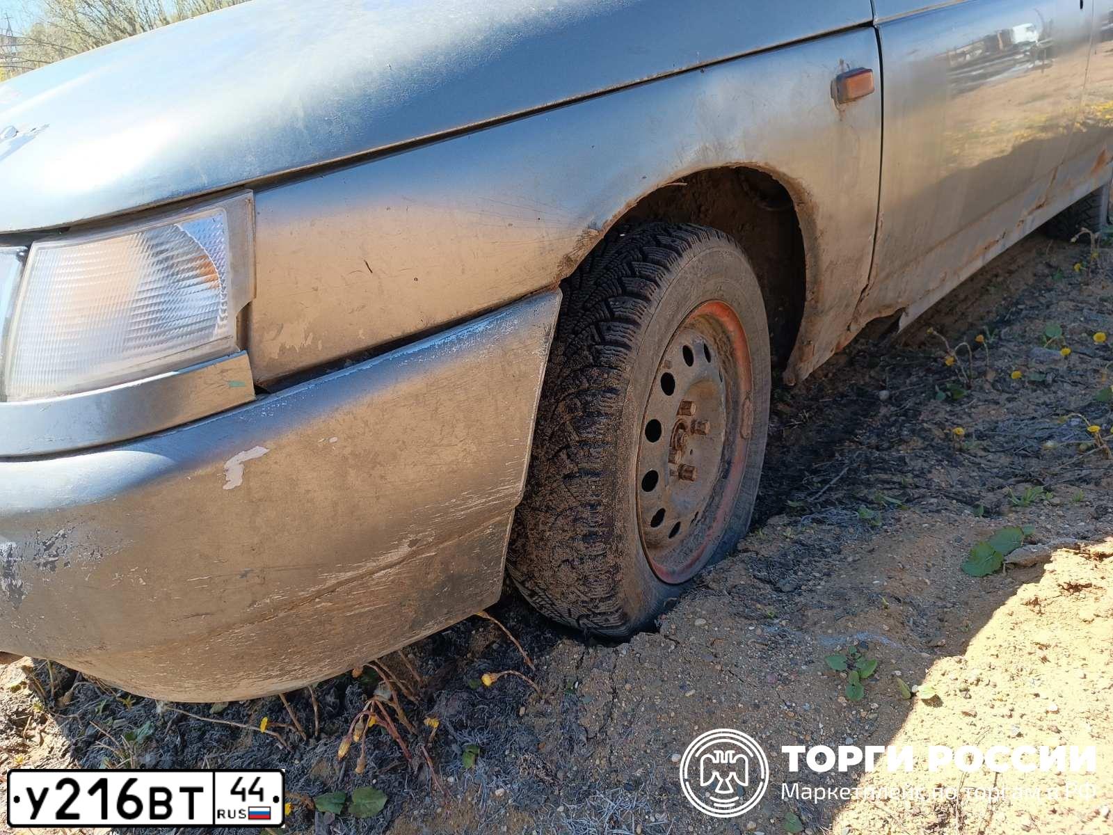 Фото автомобиля LADA 2110, 2001 — госномер У216ВТ44. Цвет: СЕРЕБРИСТЫЙ СЕРО-ЗЕЛЕНЫЙ