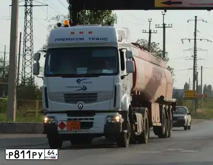 Фото автомобиля RENAULT PREMIUM 440, 2008 — госномер К419УВ134