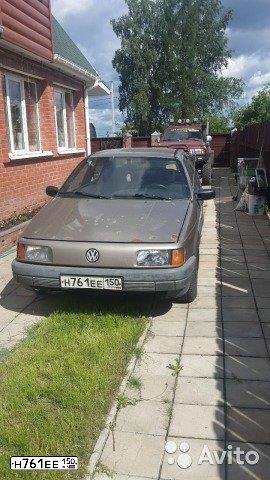 Фото автомобиля VOLKSWAGEN PASSAT, 1990 — госномер Т757ВВ750. Цвет: СВЕТЛО-КОРИЧНЕВЫЙ