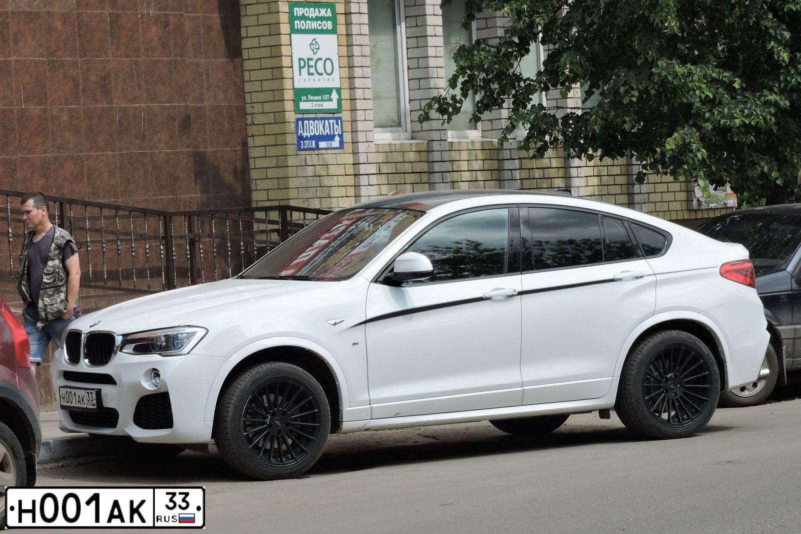Фото автомобиля KIA SORENTO, 2018 — госномер Е141УР33. Цвет: Коричневый