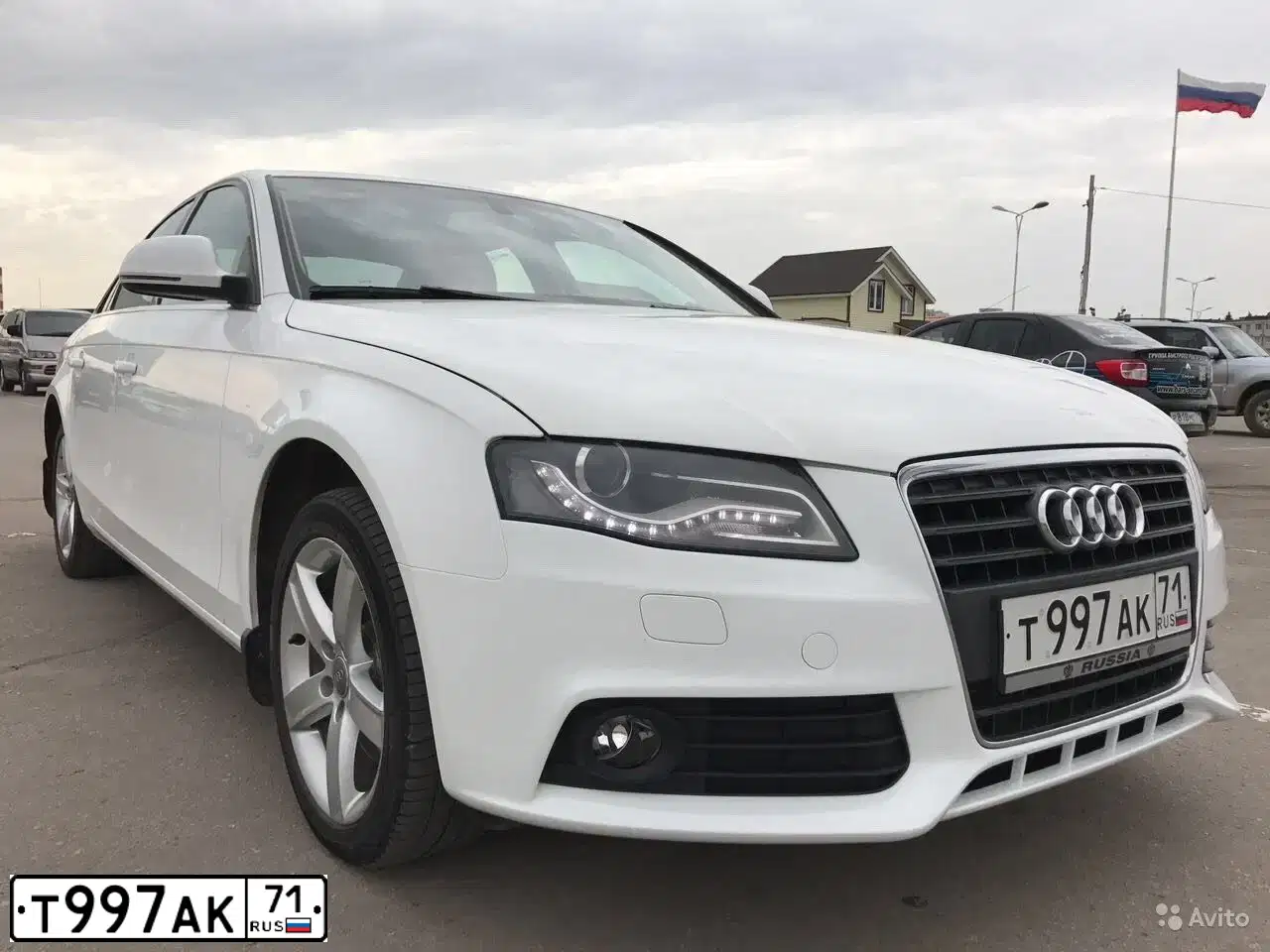 Фото автомобиля AUDI A4, 2008 — госномер Т997АК71. Цвет: БЕЛЫЙ