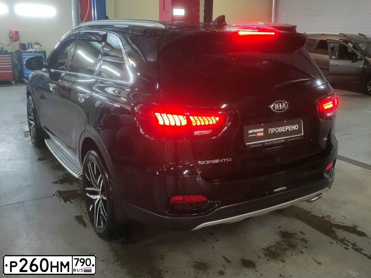 Фото автомобиля KIA SORENTO, 2018 — госномер Т291АС198. Цвет: ЧЕРНЫЙ