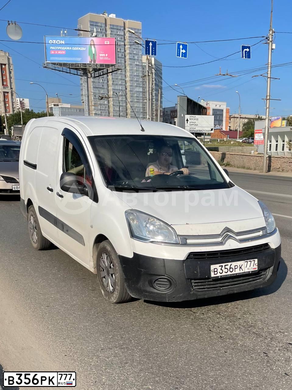 Фото автомобиля CITROEN BERLINGO, 2014 — госномер В356РК777. Цвет: БЕЛЫЙ