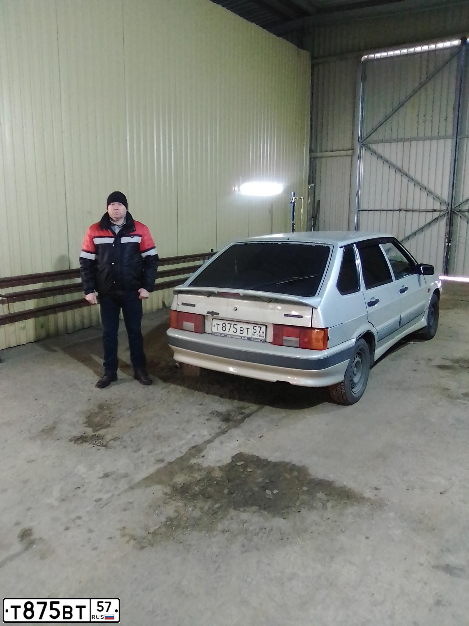 Фото автомобиля LADA 2114, 2006 — госномер Р532СМ29. Цвет: МОЛОЧН-БЕЛЫЙ СЕРЕБР
