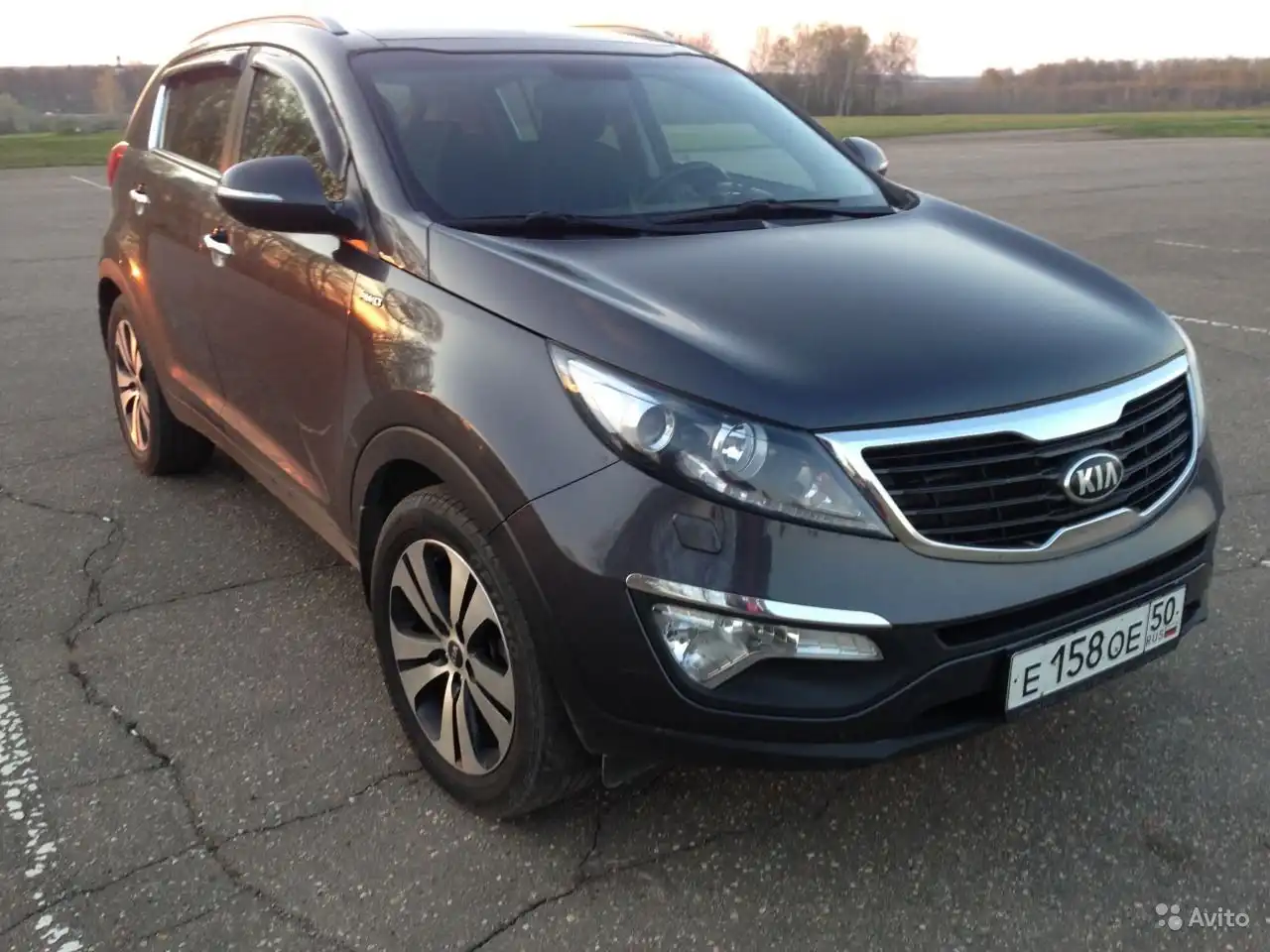Фото автомобиля KIA SPORTAGE, 2013 — госномер У505ЕР142. Цвет: СЕРЫЙ