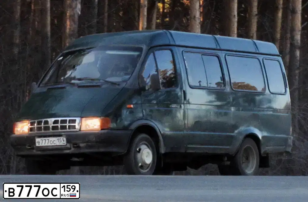 Фото автомобиля UAZ 3163 PATRIOT, 2019 — госномер М658НЕ159. Цвет: ТЕМНО-СЕРЫЙ МЕТАЛЛИК