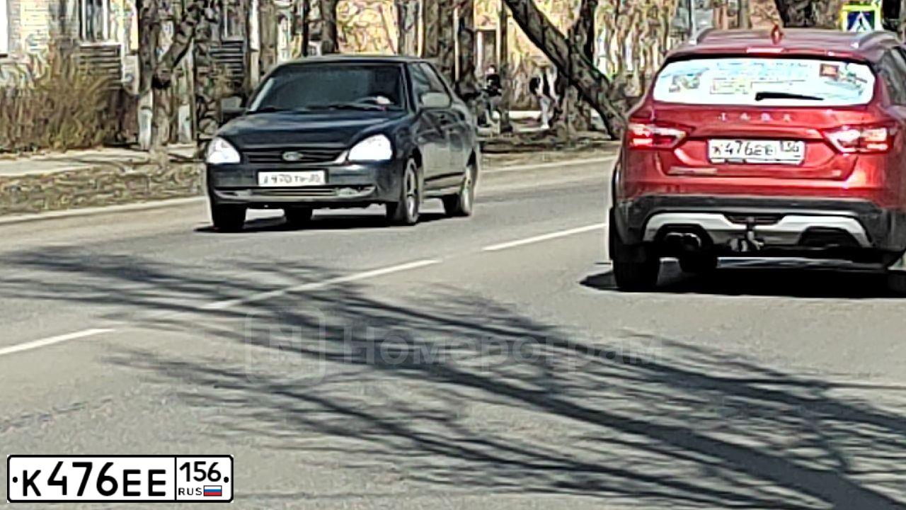 Фото автомобиля LADA 2172 PRIORA, 2012 — госномер К476ЕЕ156. Цвет: Сине-Черный