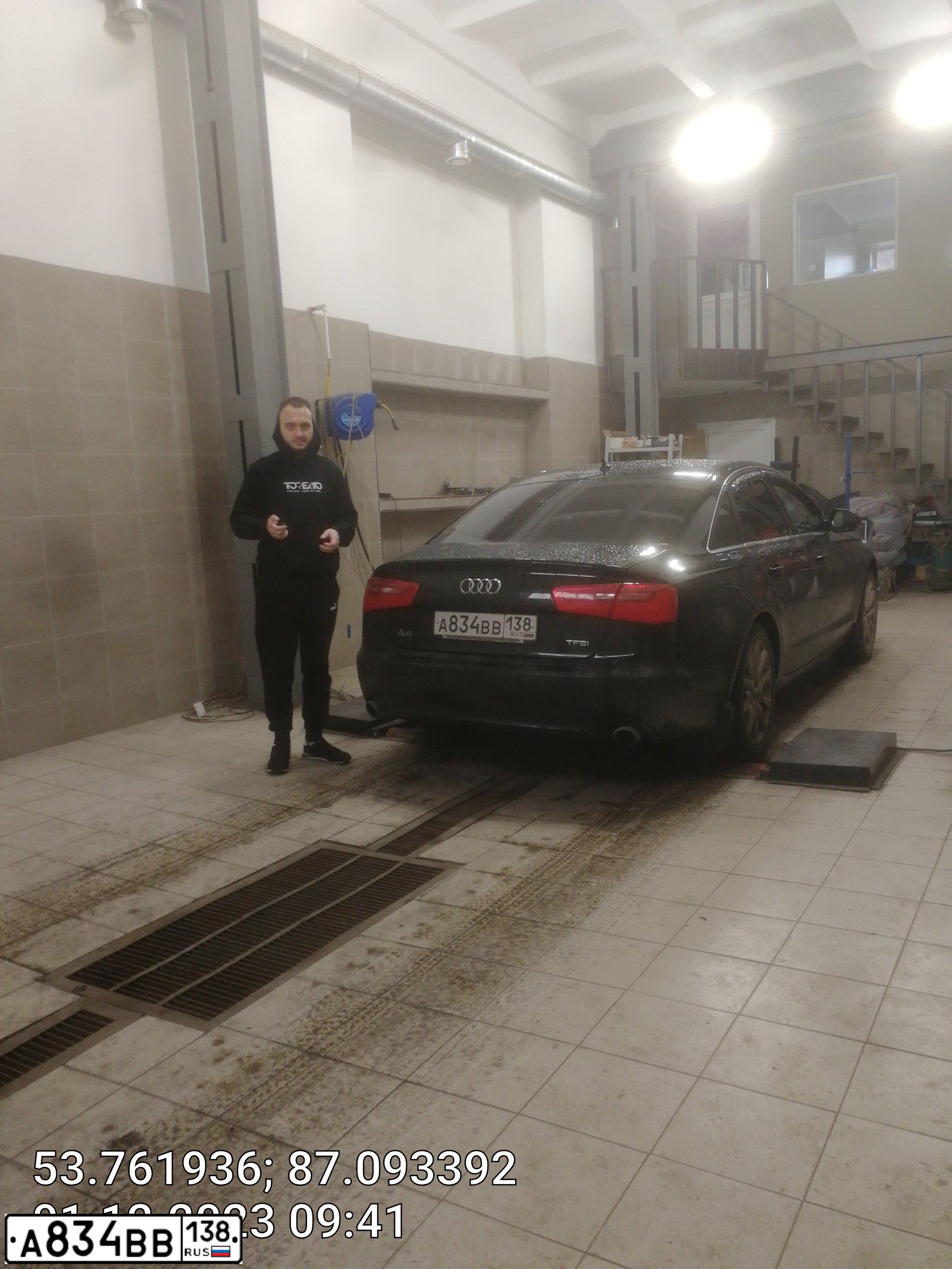 Фото автомобиля AUDI A6, 2012 — госномер Н830ОА142. Цвет: ЧЕРНЫЙ