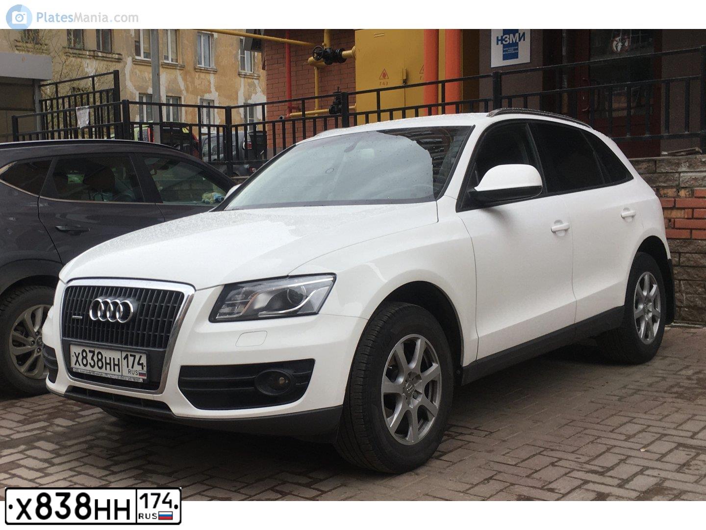 Фото автомобиля AUDI Q5, 2012 — госномер А304МА774. Цвет: БЕЛЫЙ