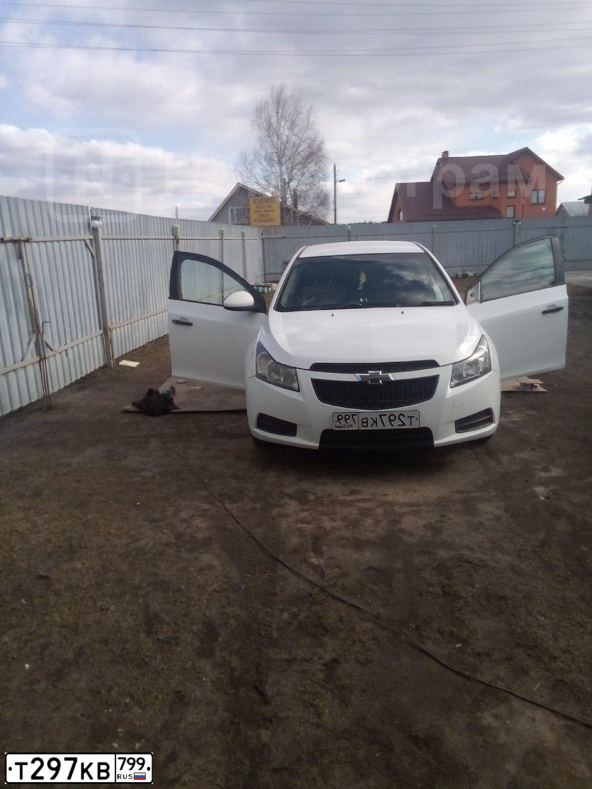 Фото автомобиля CHEVROLET CRUZE, 2010 — госномер А508АН790. Цвет: БЕЛЫЙ