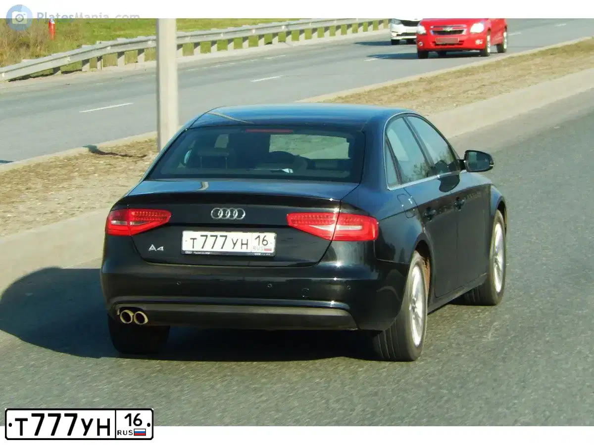 Фото автомобиля TOYOTA AVENSIS, 2004 — госномер М707ХС116. Цвет: СВЕТЛО-ОЛИВКОВЫЙ