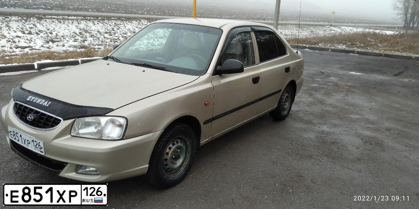 Фото автомобиля TAGAZ ACCENT, 2003 — госномер В232АА126. Цвет: БЕЖЕВЫЙ