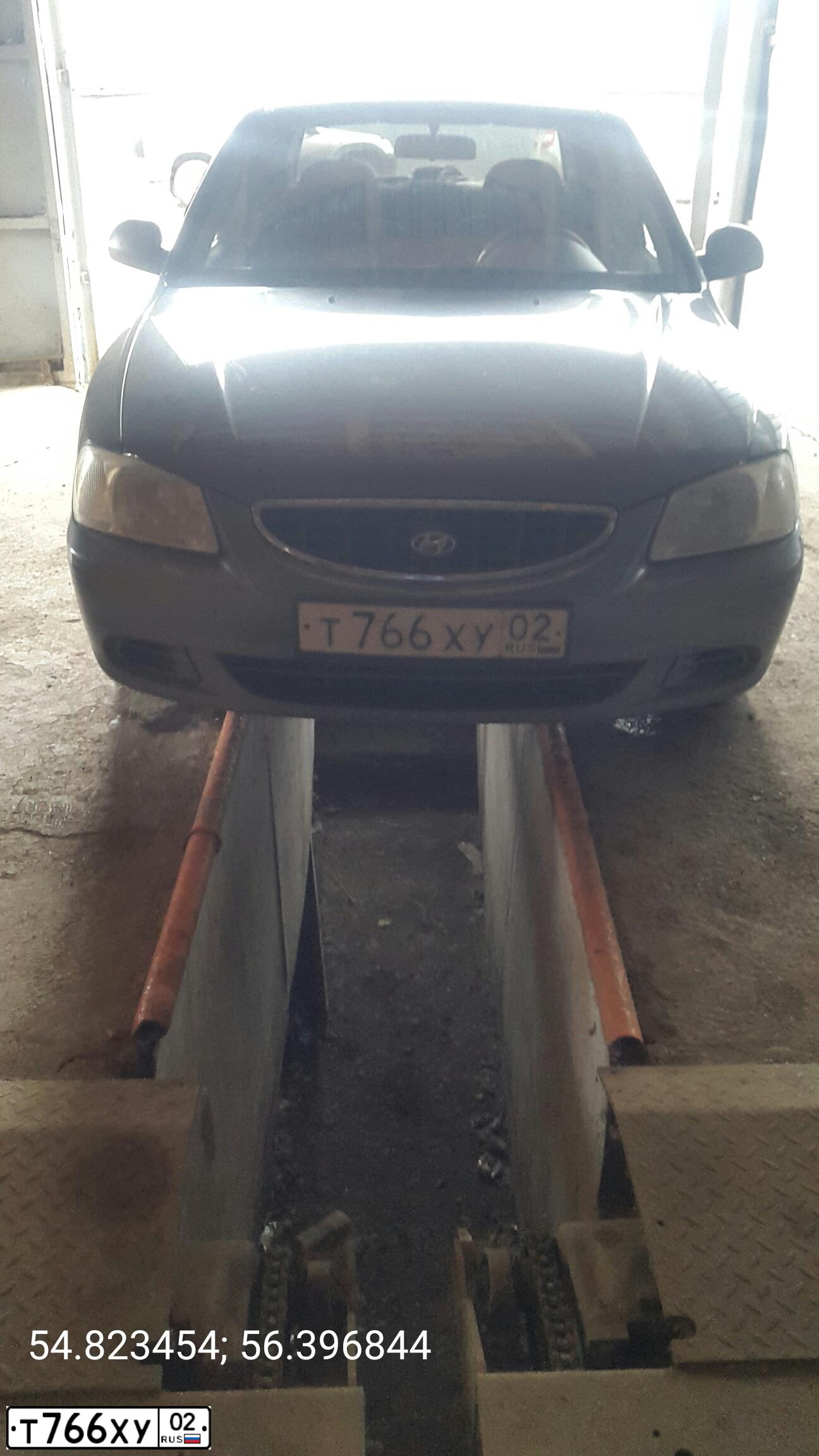 Фото автомобиля TAGAZ ACCENT, 2004 — госномер Т766ХУ02. Цвет: СЕРЫЙ