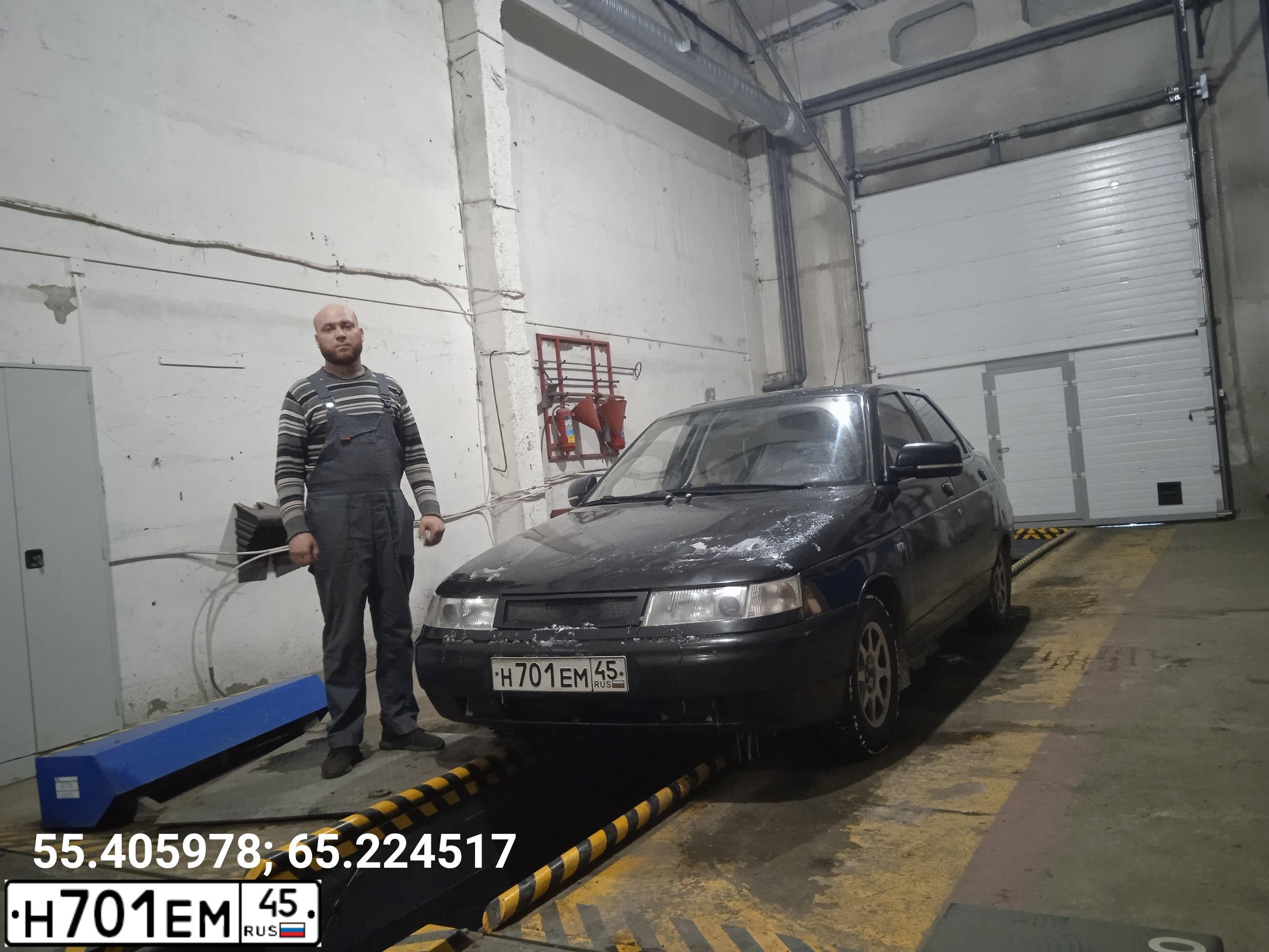 Фото автомобиля LADA 2110 LADA, 2002 — госномер Н701ЕМ45. Цвет: СЕРЕБРИСТО-ЧЕРНЫЙ