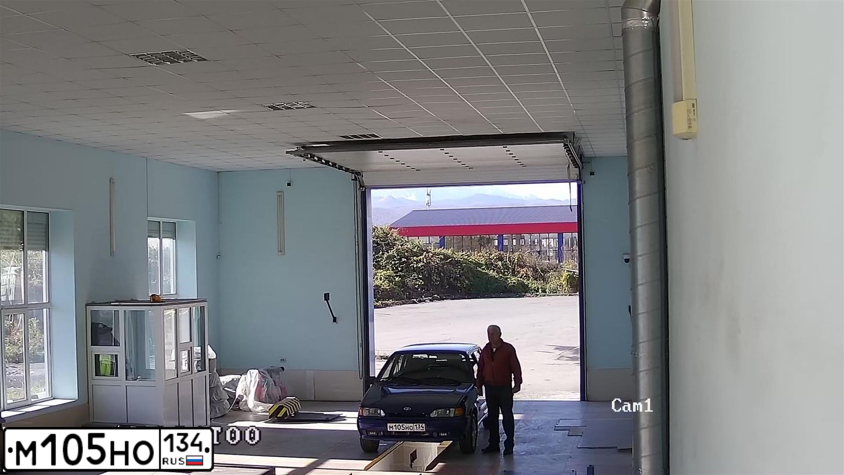 Фото автомобиля ЛАДА 211540 LADA SAMARA, 2012 — госномер М910АК15. Цвет: синий