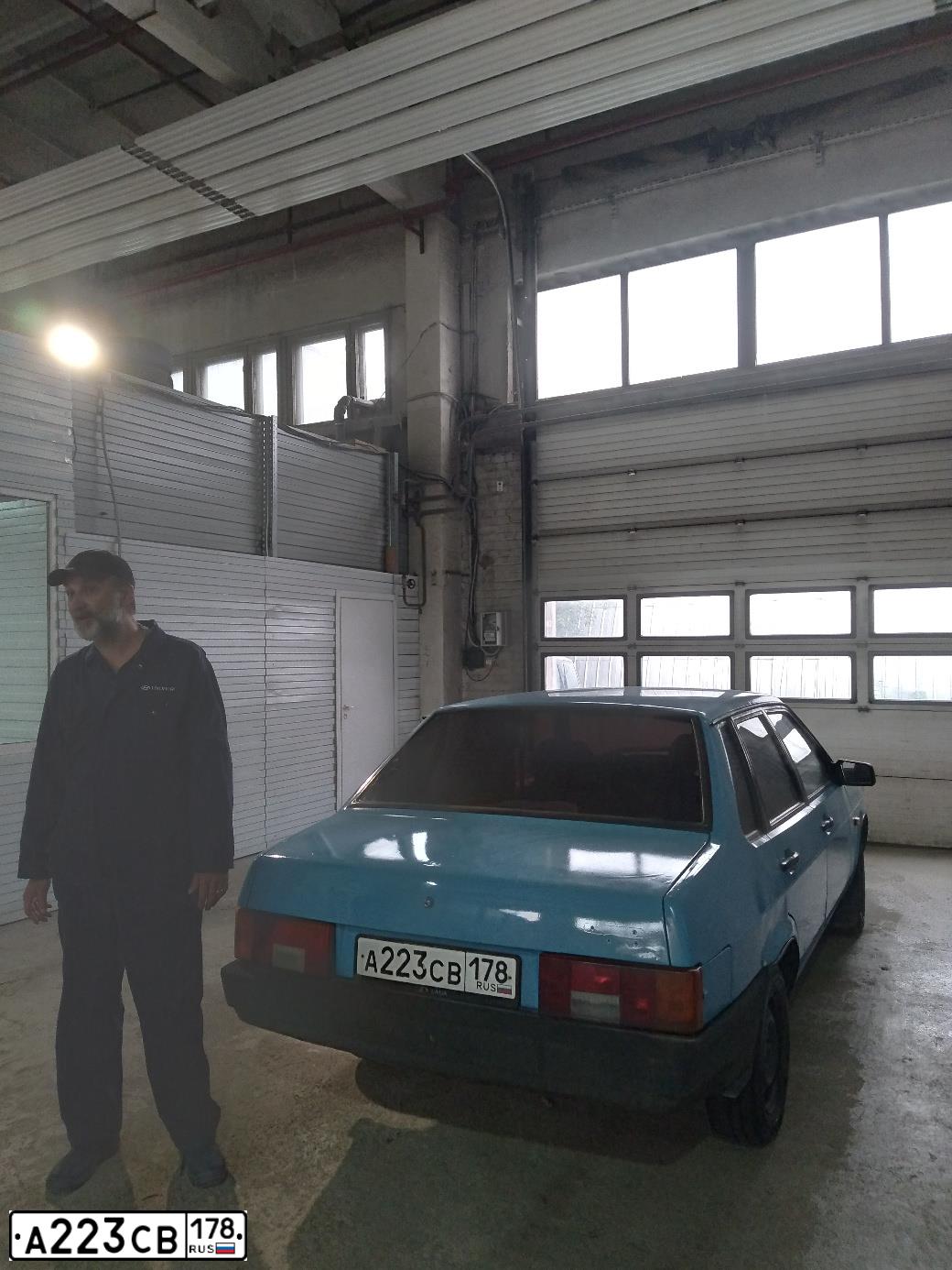Фото автомобиля LADA 2109 SAMARA, 2000 — госномер Н925УЕ69. Цвет: СЕРО-ЗЕЛЕНО-ГОЛУБОЙ