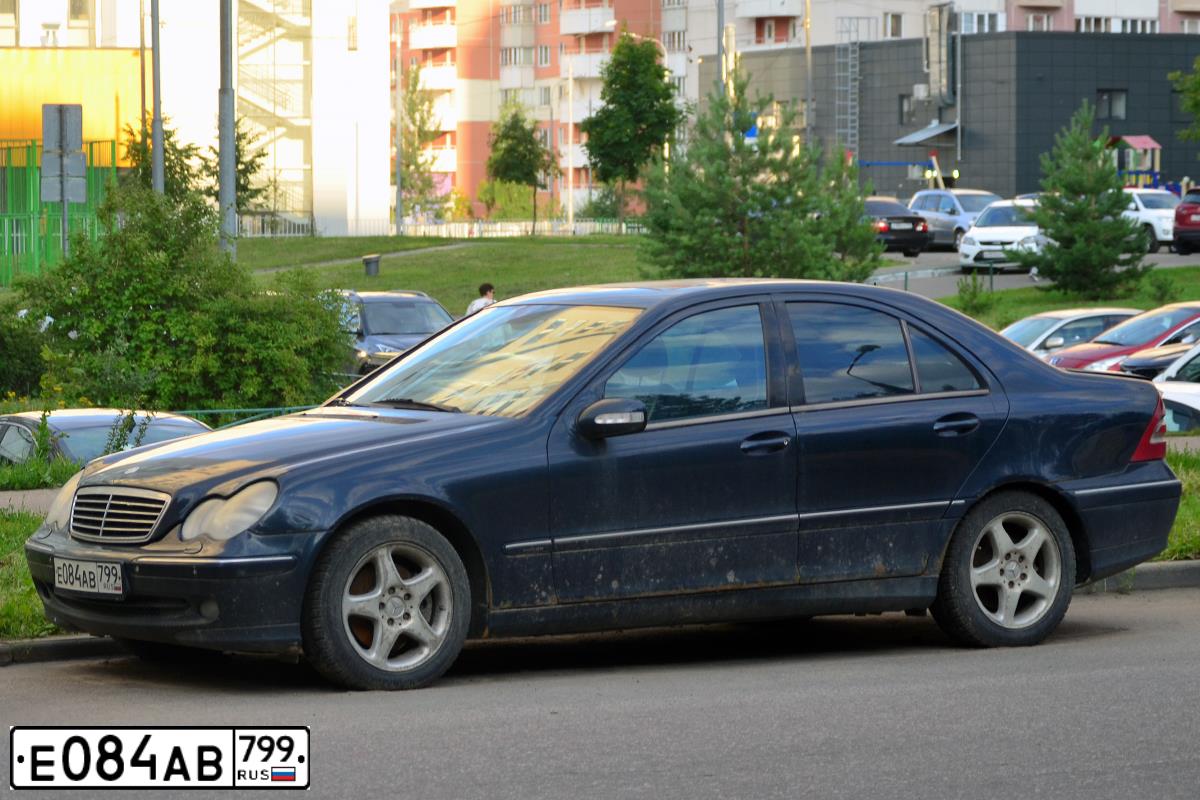 Фото автомобиля MERCEDES C-KLASSE, 2000 — госномер А431АА199. Цвет: ЧЕРНО-СИНИЙ