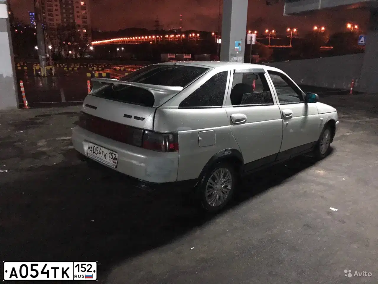 Фото автомобиля LADA 2112, 2005 — госномер Р912УВ33. Цвет: СЕРЫЙ