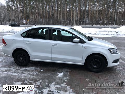 Фото автомобиля VOLKSWAGEN POLO, 2015 — госномер К099НР799. Цвет: БЕЛЫЙ