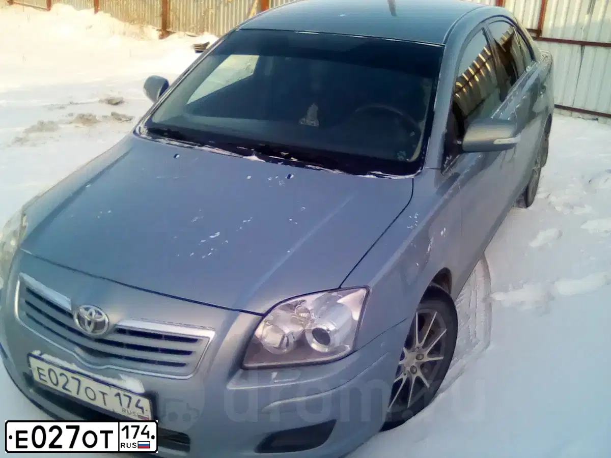 Фото автомобиля TOYOTA AVENSIS, 2007 — госномер Р161АУ174. Цвет: СЕРЕБРИСТЫЙ