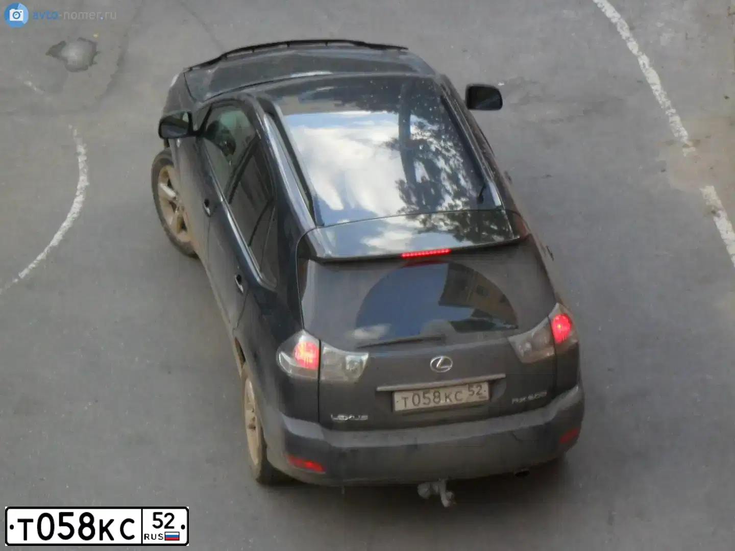 Фото автомобиля LEXUS RX330, 2003 — госномер В642ХЕ37. Цвет: Темно-синий