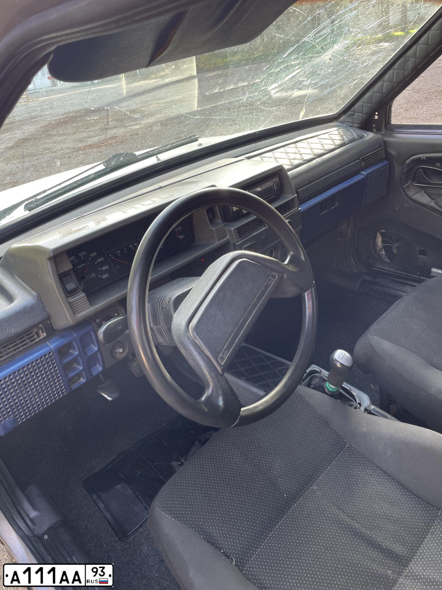 Фото автомобиля BMW SERIE 7, 2002 — госномер Е930АР123. Цвет: ЧЕРНЫЙ