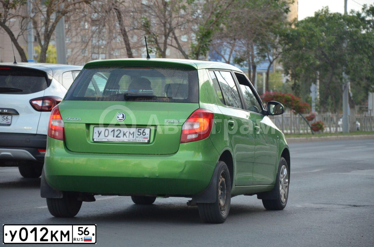 Фото автомобиля SKODA FABIA, 2013 — госномер У012КМ56. Цвет: ЗЕЛЕНЫЙ
