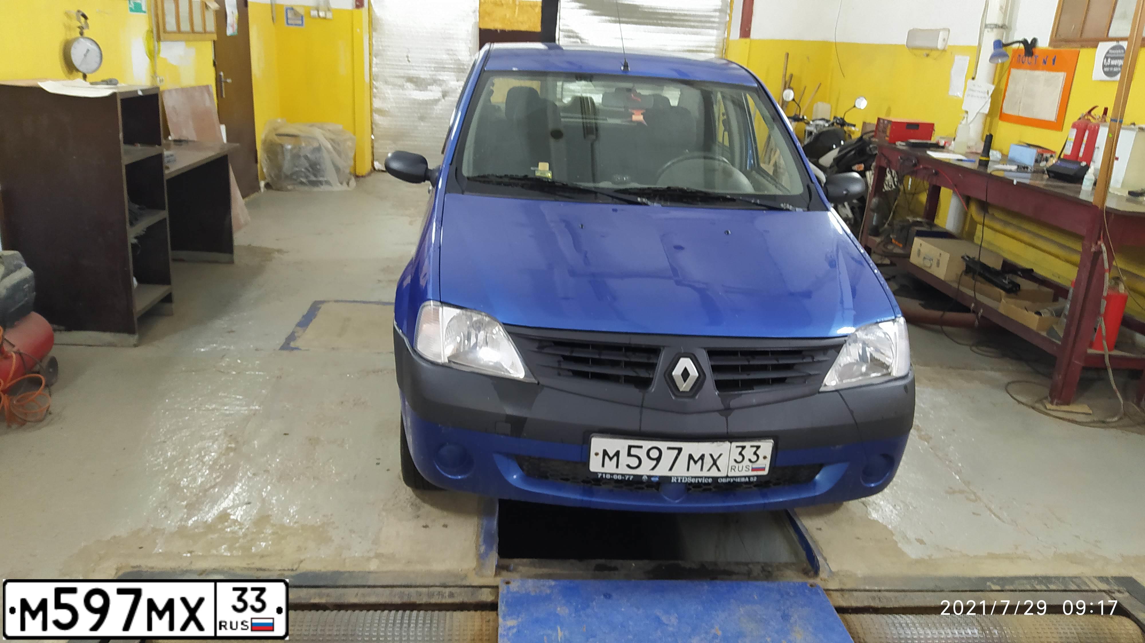 Фото автомобиля RENAULT LOGAN, 2007 — госномер М597МХ33