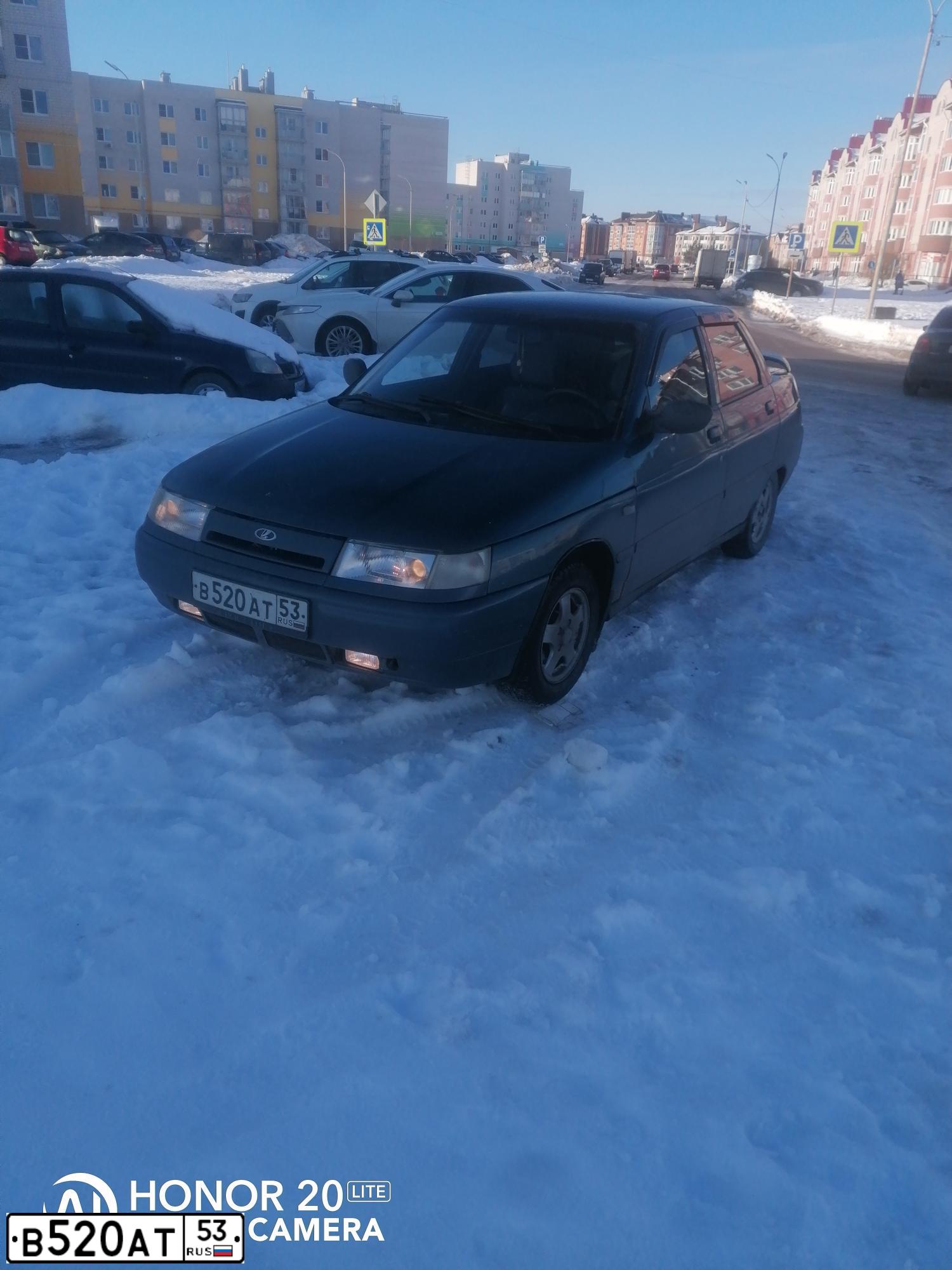 Фото автомобиля LADA 2110 LADA, 2004 — госномер К270ВС53. Цвет: СИНЕ-ЗЕЛЕНЫЙ