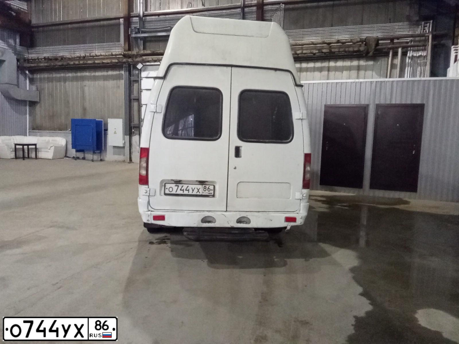 Фото автомобиля GAZ 3221 EL, 2011 — госномер О744УХ86. Цвет: Белый