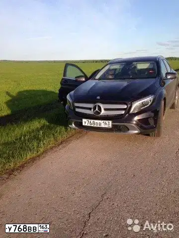 Фото автомобиля MERCEDES GLA-KLASSE, 2014 — госномер Х672ТО102. Цвет: ФИОЛЕТ