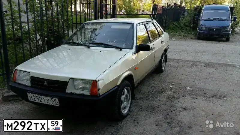 Фото автомобиля LADA 2109 SAMARA, 2003 — госномер М292ТХ59
