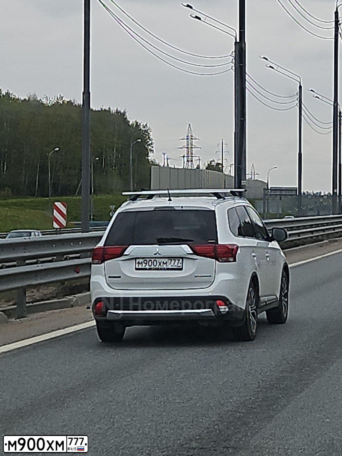 Фото автомобиля VOLKSWAGEN GOLF, 2002 — госномер Н281ТУ69. Цвет: СЕРЕБРИСТЫЙ