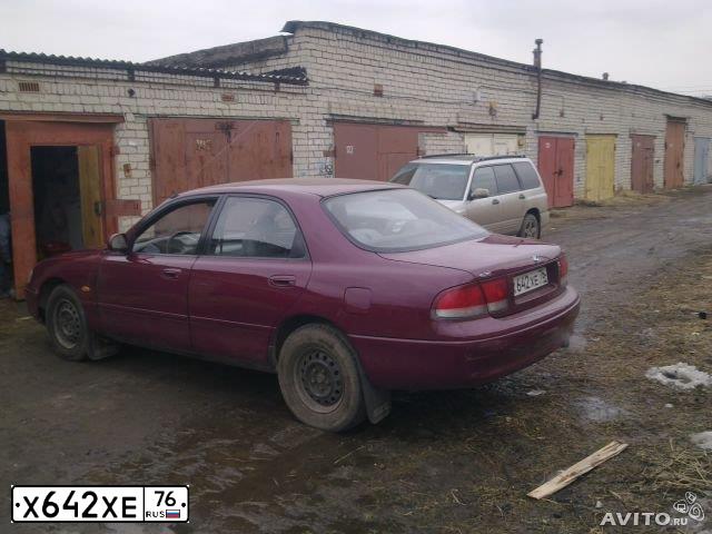 Фото автомобиля MAZDA 626, 1993 — госномер Е885УС23. Цвет: ВИШНЕВЫЙ